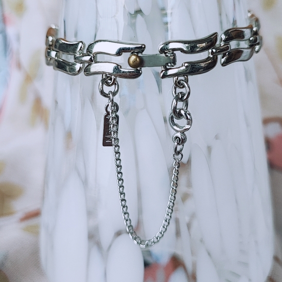 MONET Vintage Silver Tone Wavy Link Bracelet Safety Chain Rhodium Plate EUC - Picture 2 of 8